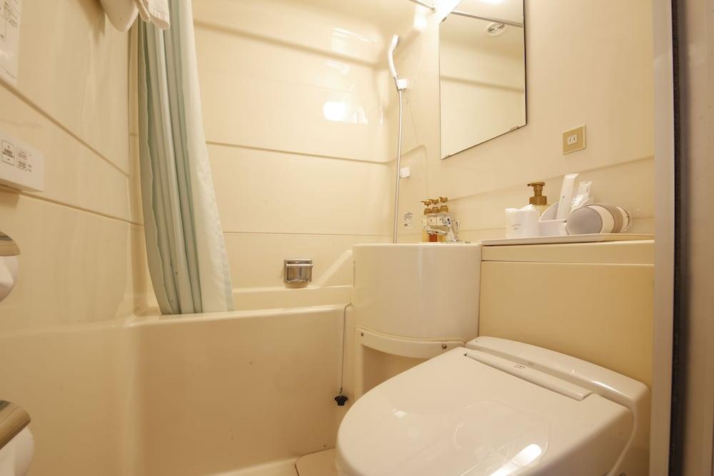 SHIN-OSAKA SUNNY STONE HOTEL