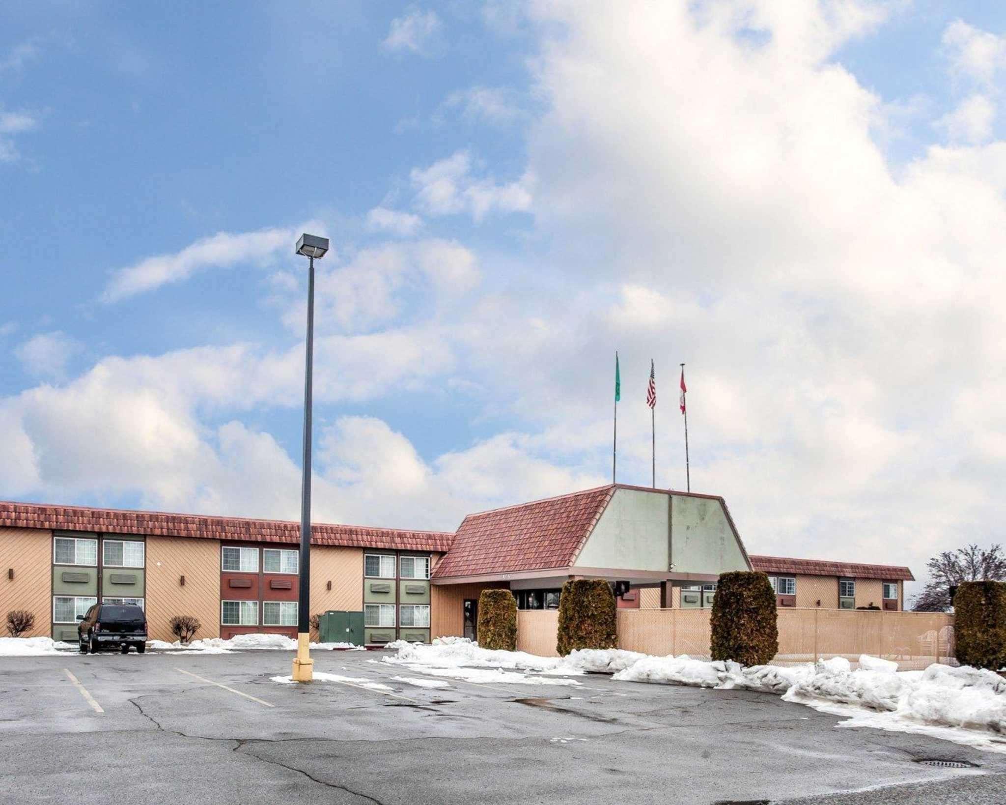 Quality Inn & Suites Okanogan  Omak