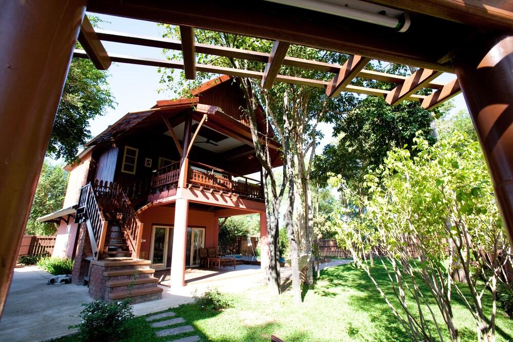 VANA VARIN RESORT