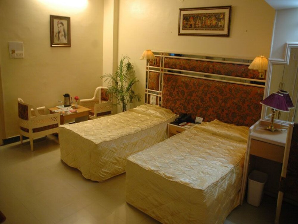Hotel Neelam