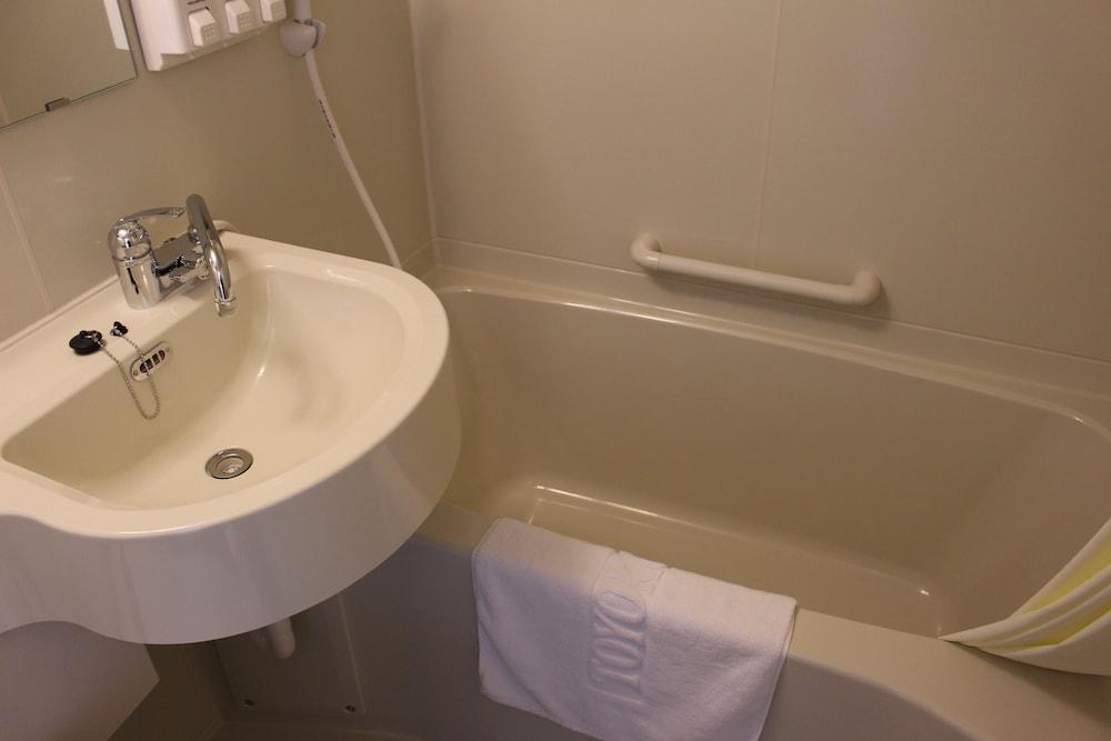 TOYOKO INN NAGOYA-EKI SAKURADORI-GUCHI SHINKAN