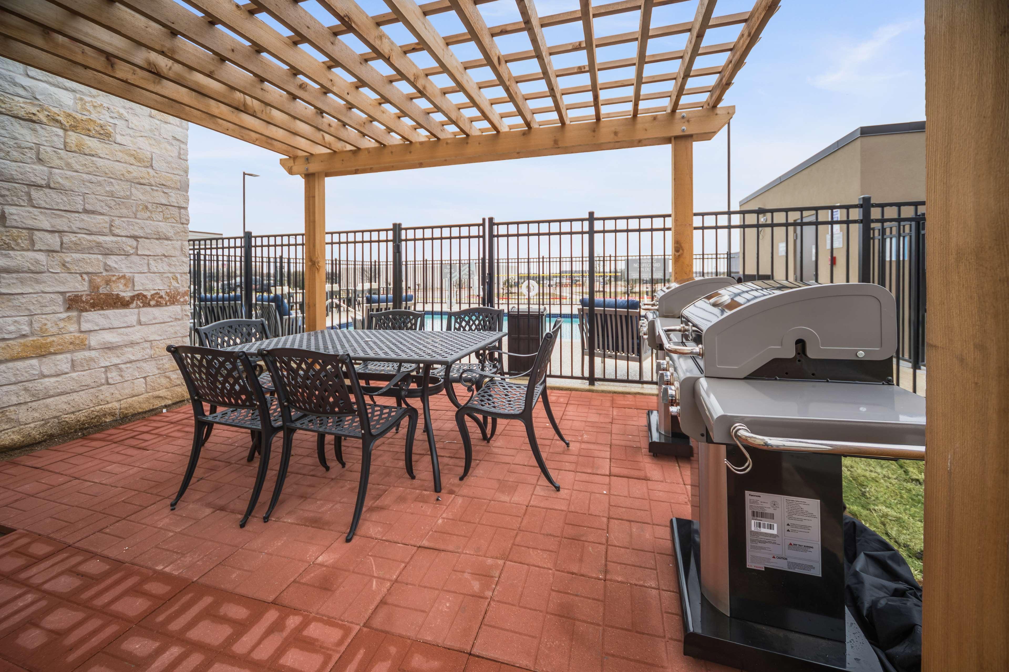 Best Western Plus Executive Residency Austin