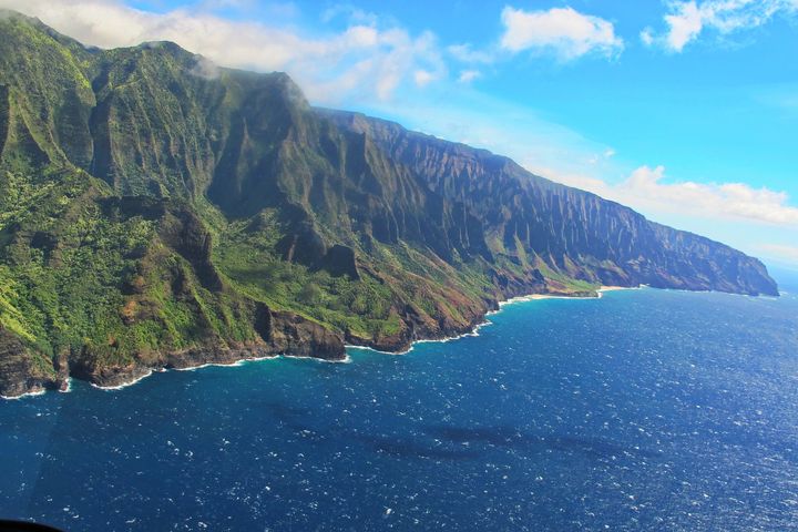 The 5 Best Helicopter Tours In The USA: Part 1 - Hawaii